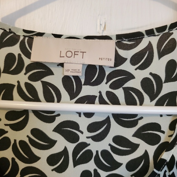 Fantastic fall blouse - Picture 4 of 4